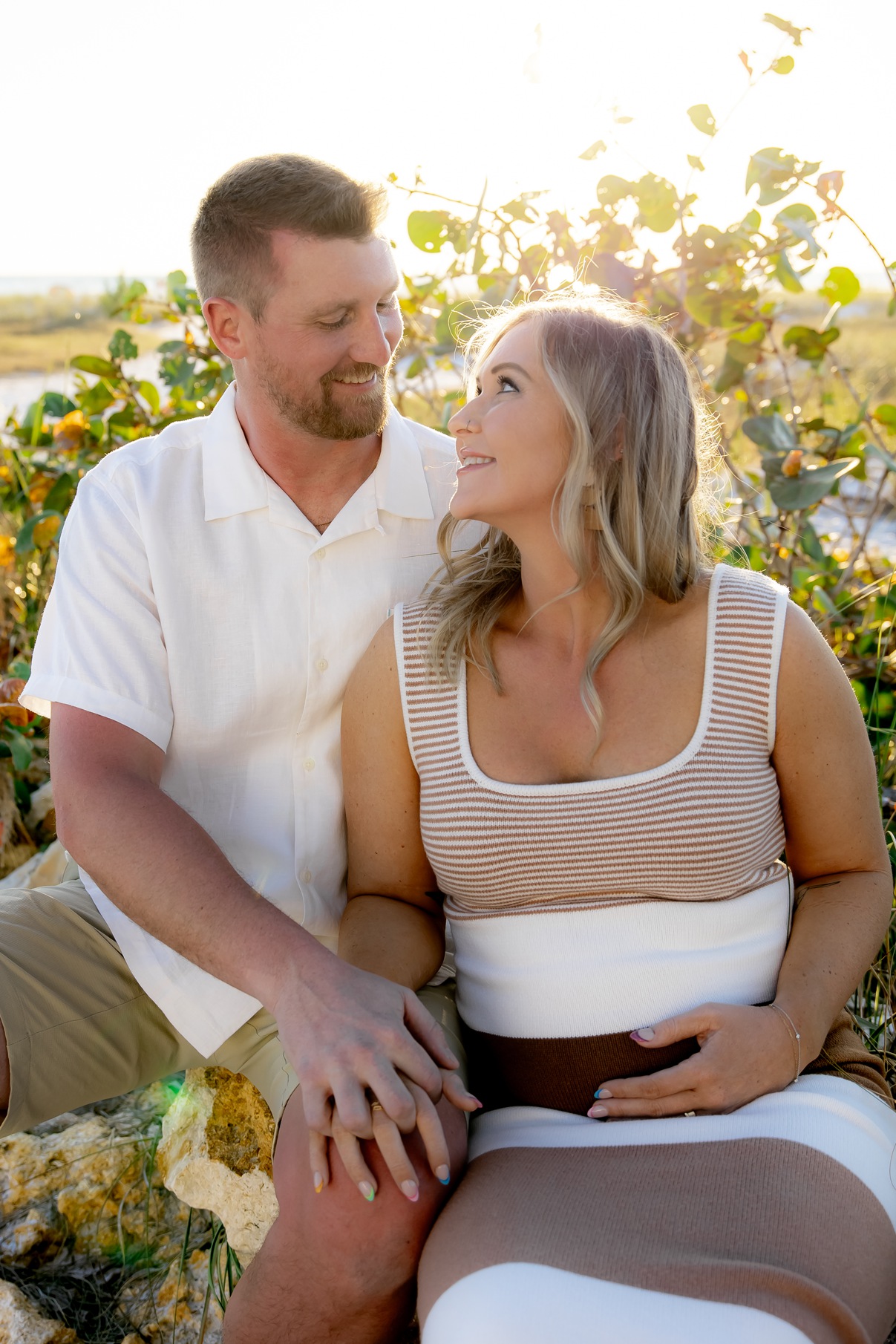 Anna Maria Island Maternity Photoshoot at Bean Point by Love and Style Photography